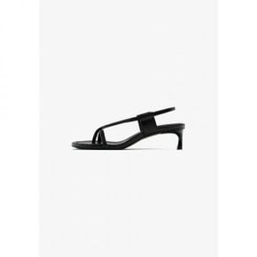 5065923 Massimo Dutti WITH TOPSTITCHING - T-bar sandals black