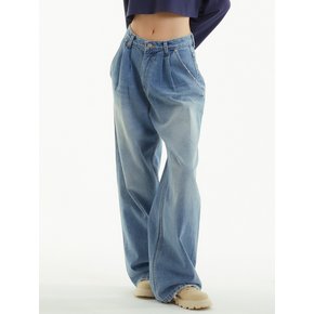 투턱 와이드 데님 팬츠 빈티지 라이트 블루_TUCK WIDE DEINM PANTS SAND BLUE