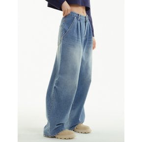 투턱 와이드 데님 팬츠 빈티지 라이트 블루_TUCK WIDE DEINM PANTS SAND BLUE