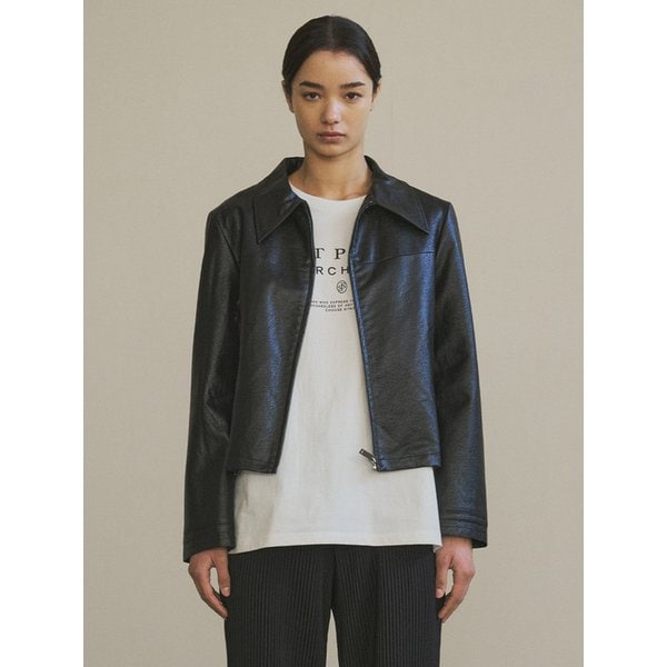 SIOT4023 Fake Leather Crop JK