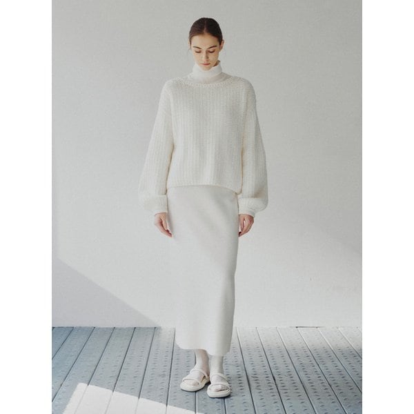 끌로드 메리노울 타이 백 스웨터 아이보리