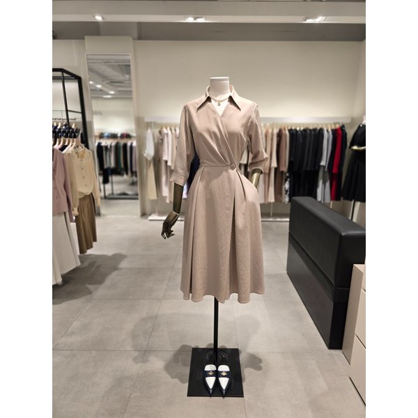 [파주점] 린넨 백 스모킹 플레어 원피스 JS4B0OP821