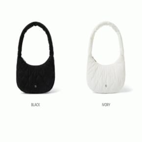 공용 스티브 패딩 호보백 / Steve Padded Hobo Bag_A WHBGE4T15A