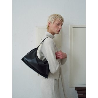 아뜰리에 드 루멘 ARETE DEMI BAG (SOFT BLACK)