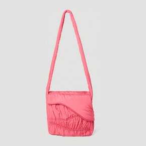 [해외배송] 메인라인:RUS/FR.CA/DE 패디드 크로스백 PILLOW CROSSBODY BAG