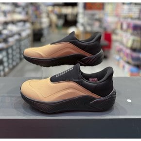 [여주점] 퓨마 남성용 슬립온 소프트라이드 프로 슬립온 와이드 PKI37983902 Toasted-Puma Black