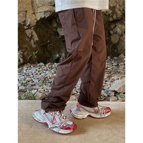 WIDE NYLON STRING JOGGER PANTS (BROWN)