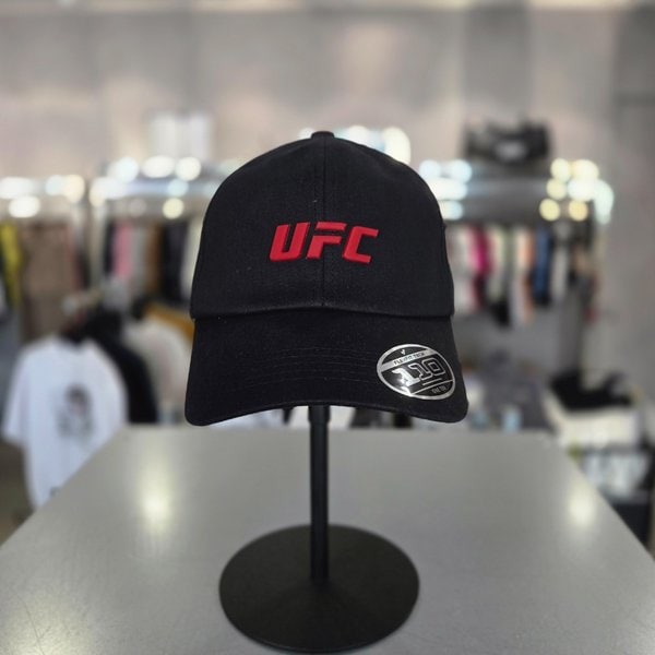 [여주점] UFC 에센셜+ 110 플렉스 핏 볼캡 블랙 U4HWV2306BK