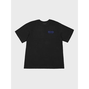 BLUE 3D X=O T-SHIRTS IN BLACK (엠보 자수)