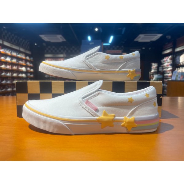 [여주점] (키즈) 스니커즈 클래식 슬립온 스타 (화이트) (VN000D4GWTM)
