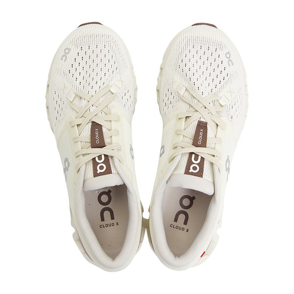 [부산점] 러닝 클라우드 X 4 여성 러닝화 3WE30074740