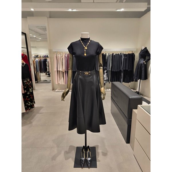 [파주점] 벨티드 페이크레더 라인 스커트 JR2A0SK311