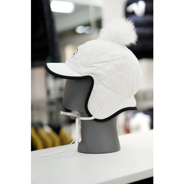 [여주점] 골프웨어 여성 골프 퀼팅 귀달이 캡 겨울 모자 POA05