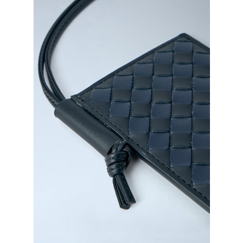 Intrecciato Piccolo Badge Holder