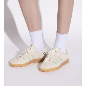 아디다스오리지널스 [남여공용] 버뮤다 JS3976 아디다스오리지널 운동화 데일리 패션 스니커즈 베이지