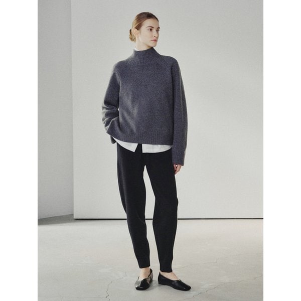 메이브 메리노울 하이넥 버튼 니트 그레이