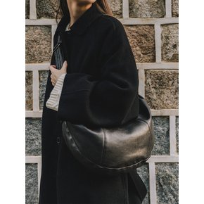 스플릿 하프문 메신저백_다크브라운