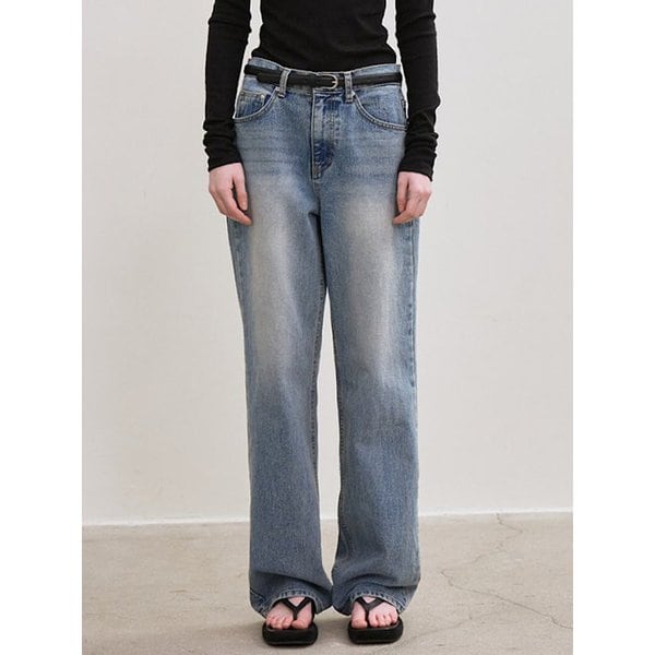 straight-fit denim pants (sky blue)