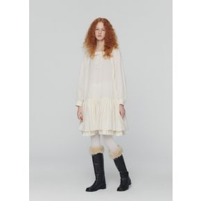 아모멘토 24FW SHEER NECK FRILL DRESS (2COLORS)