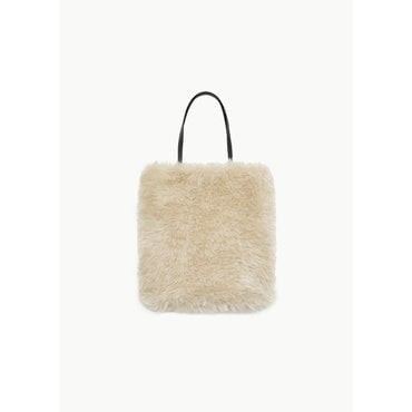 샵아모멘토 아모멘토 24FW FUR TOTE BAG