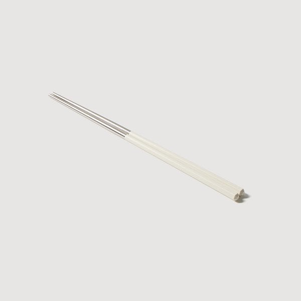 길고 가벼운 면 젓가락 24cm 4조 J70N903155000