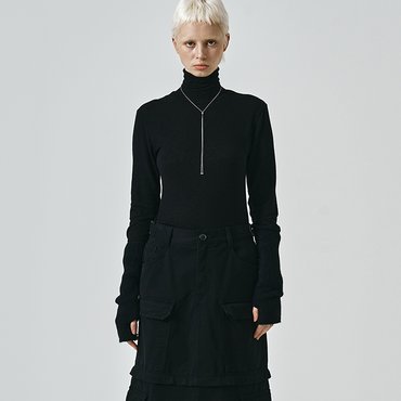 노이어 울 실키 롤 넥 티셔츠 (블랙)
