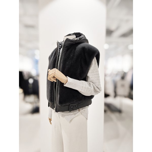 [파주점] [더아이잗컬렉션]페이크 퍼 패딩 후드 집업 베스트 CRCAFSV51