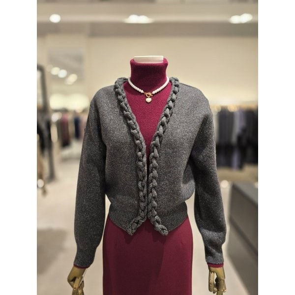 [파주점] 브레이드 디테일 크롭 가디건 JPAA1CD345
