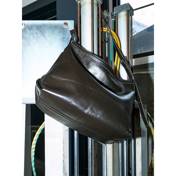 Leather Shoulder Bag  Brown (KE61D3M03D)