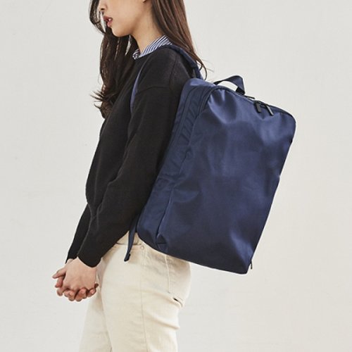 HEN SLIM BACKPACK 헨 슬림 백팩 5