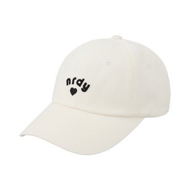 널디 하트 아치 볼캡 화이트 PNEF25CP0100