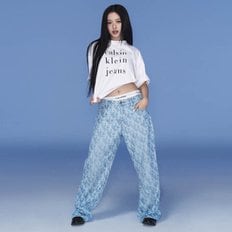 Calvin Klein Jeans 여성 시그니처 90s 스트레이트핏 라이트블루 AOP 데님(47B007G)