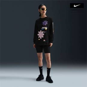 [매장정품] 나이키 NIKE NSW 여성 루즈 긴팔 그래픽 티셔츠 HF9530-010 1783386