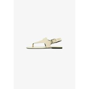 5065869 Massimo Dutti T-bar sandals - not defined