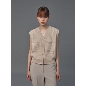 BUTTON KNIT VEST (LATTE)