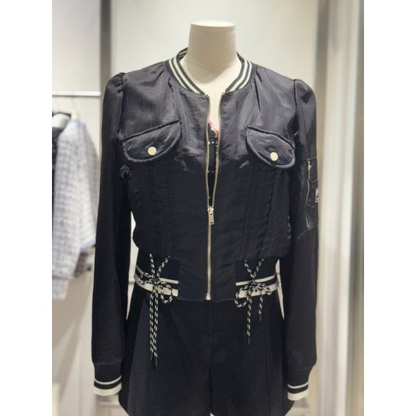 [여주점] 셔링 디테일 포인트 크롭 집업 점퍼 ER1WZ160