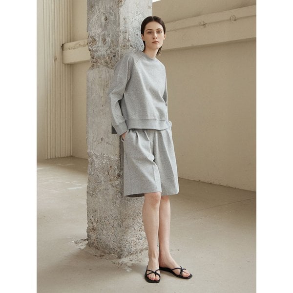 터크 와이드 쿠션 하프 팬츠