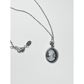 Vintage Mood Cameo Necklace [Black]