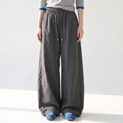데이루틴 나일론 핀턱 와이드 팬츠