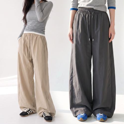 데이루틴 나일론 핀턱 와이드 팬츠