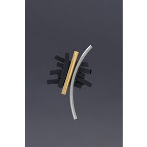 Metach Subtlety - Noir Core Brooch