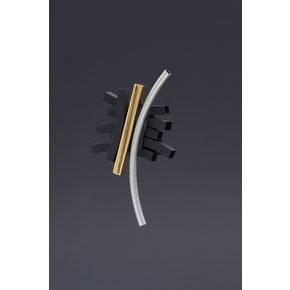Metach Subtlety - Noir Core Brooch