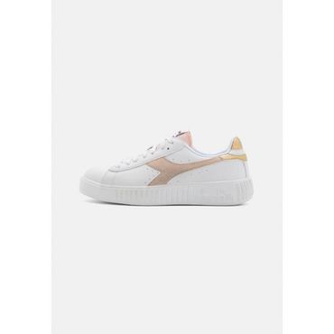 디아도라 5108089 Diadora GAME STEP - Trainers white/whisper pink 110614442