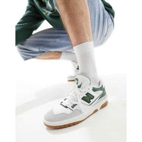 5094705 New Balance 550 sneakers in white with green detail