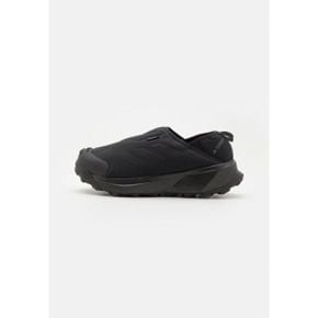 5140447 Adidas Terrex WINTER SLIP ON COLD.RDY - Hiking shoes core black/grey four