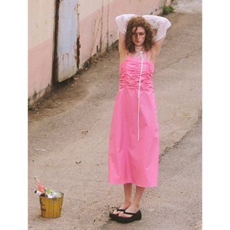 에트몽 Slip Heart Neck Shirring Dress, Pink