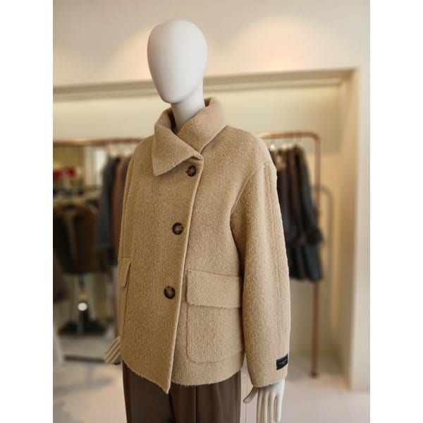 [여주점] 씨씨콜렉트 수리알파카카울넥더블숏코트 E254msg158