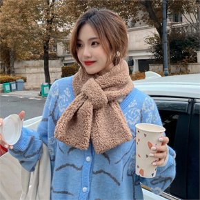 소프트 양털 꼬임 머플러_P090683405