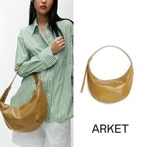 ARKET 아르켓 베이지 미드 사이즈 커브드 숄더 백