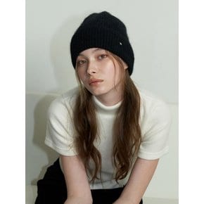 kinda angora beanie - black